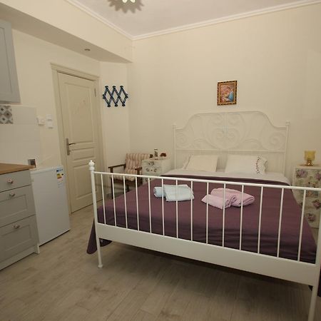 Angels Home Platanitis Екстериор снимка