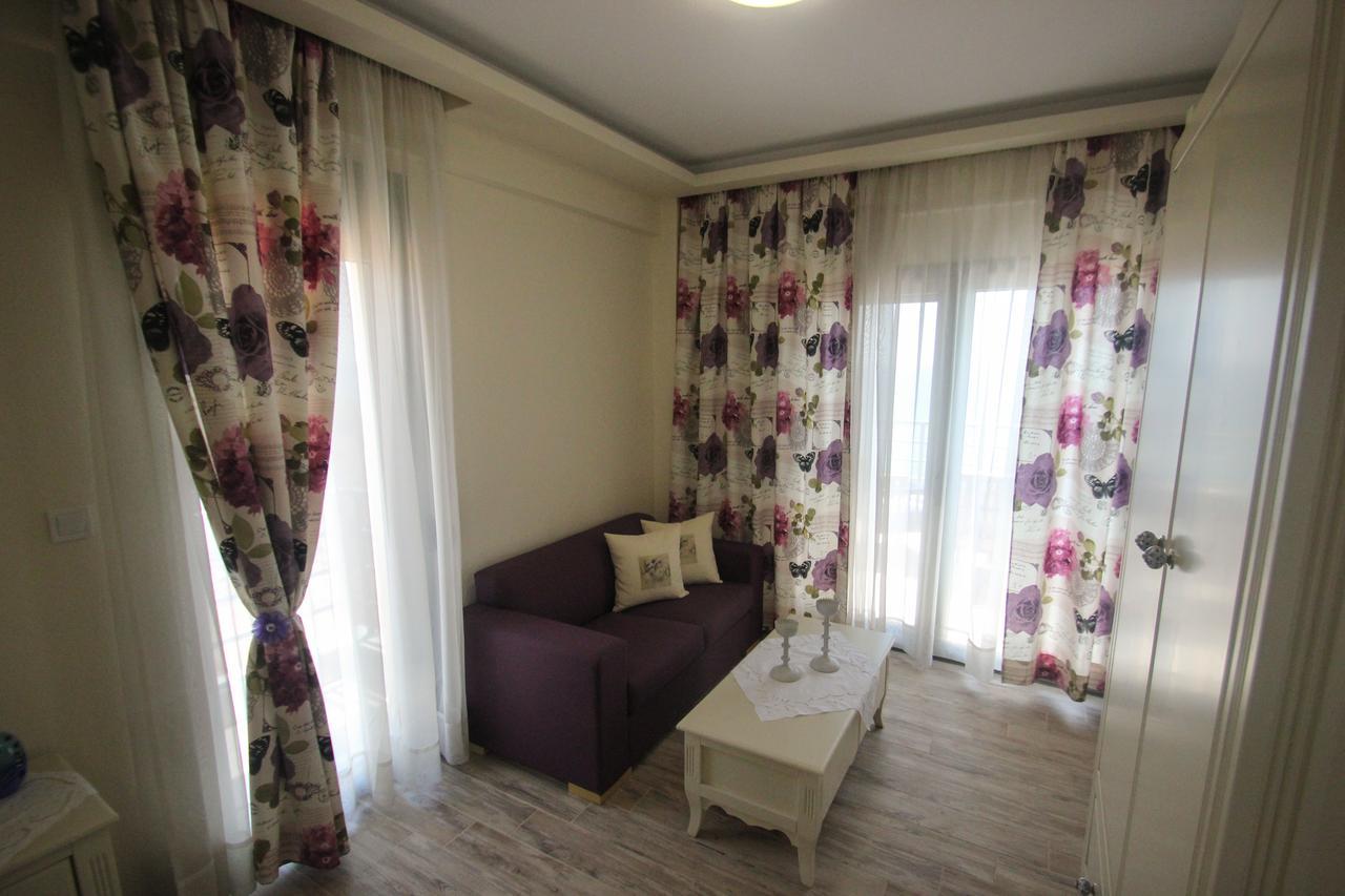 Angels Home Platanitis Екстериор снимка
