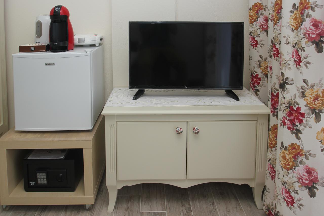 Angels Home Platanitis Екстериор снимка